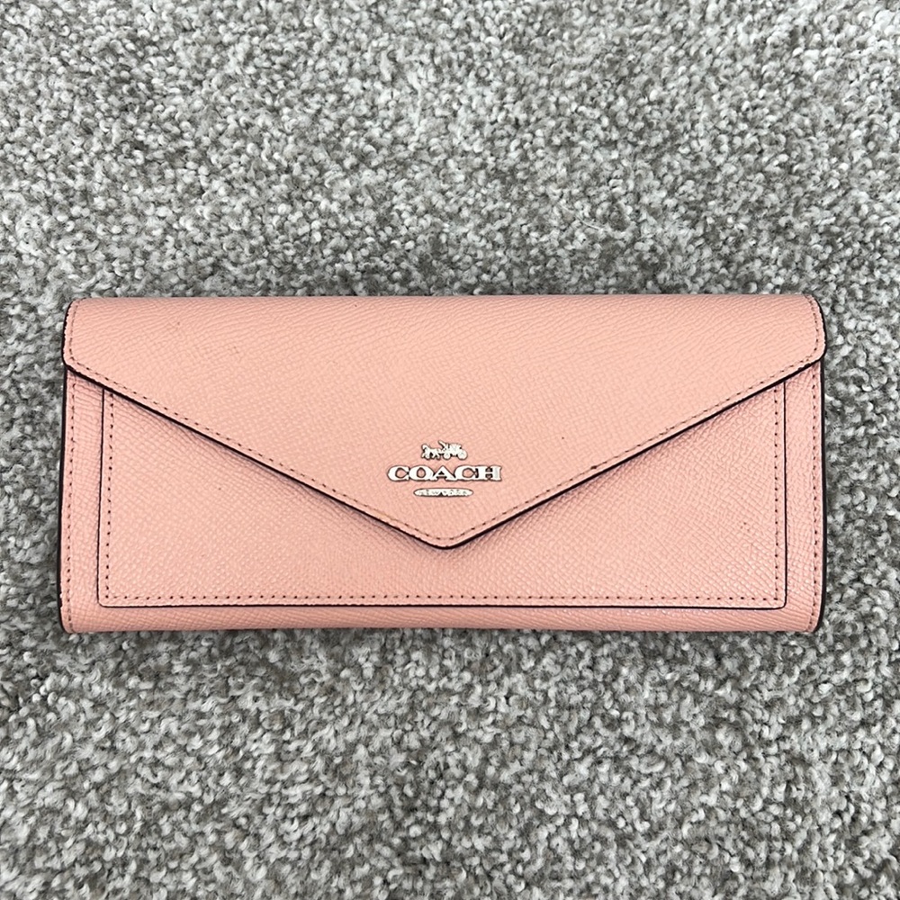 Women’s Coach wallet